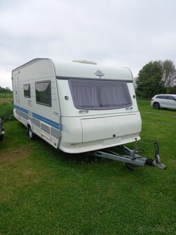 Prodám karavan hobby 495 UL . EL POJEZD, ODDĚLENÉ POSTELE - 4