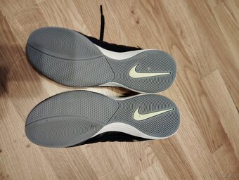 Sálové boty nike - 4