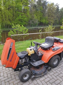 Zahradní traktůrek/sekačka Husqvarna - 4