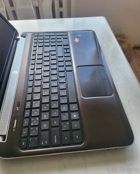 HP Pavilion dv6-6130ec čtyřjádro 8 GB RAM SSD - 4