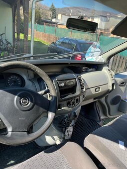 OPEL VIVARO - 4
