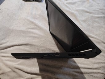 Herní notebook Acer nitro 5 17 - 4