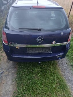 Opel Astra 1.7 74kw 2008 - 4