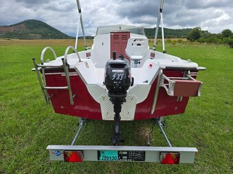 Kajutova lod 5x2m, vlek, motor 5-50, 4 motory - 4