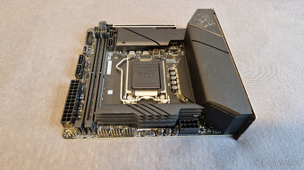 MSI MEG Z490I UNIFY – Mini-ITX - 4