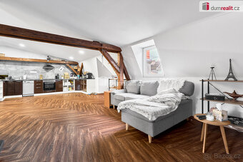 Prodej bytového domu s obchodními prostory v Karlových Varec - 4