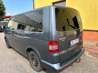 VW Multivan 4x2, 2,5 TD 96 kw,spací lavice,7 míst,tope - 4