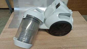 Elektrický vysavač - 4