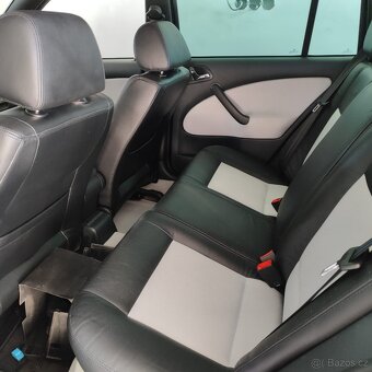 Škoda Octavia 1.8t RS Combi - 4