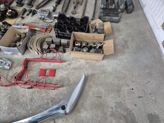 Prodám náhradní díly Tatra 603. - 4