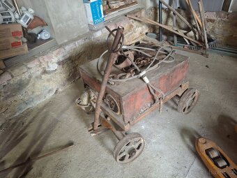 Stavebni vrátek - 4