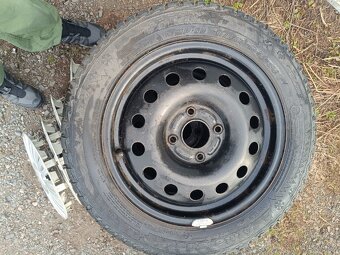 Ford R15 plech+pneu+poklice - 4