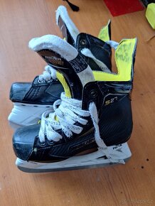 Brusle Bauer Supreme S 21 EUR 35, hokejova přilba,hokejové c - 4