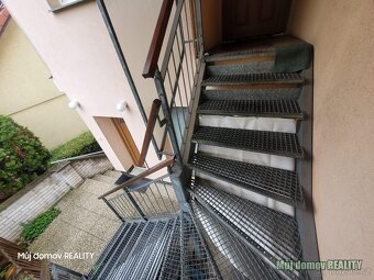 Prostorný mezonetový byt 2+kk, 38 m Řeporyje, Loučná . - 4