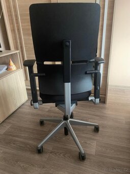 Profesionální kancelářské křeslo Steelcase Please - 4
