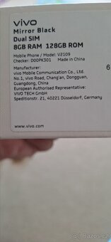 Mobilní telefon - 4