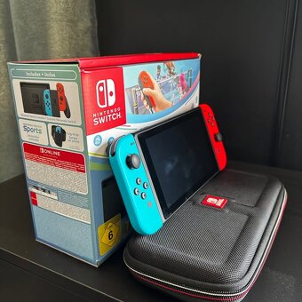 Nintendo Switch - 4