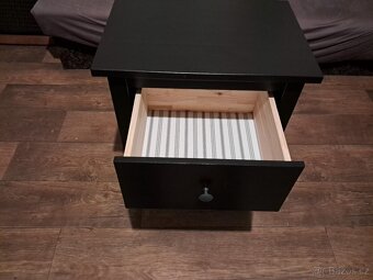 Ikea komoda noční stolek se 2 zásuvkami Hemnes - 4