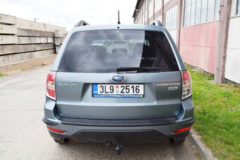 Subaru Forester 2.0D 4X4 AWD/TAŽNÉ/ČR/1MAJITEL - 4