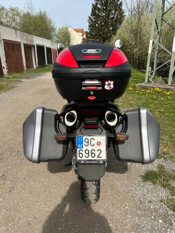 Aprilia ETV 1000 Caponord - 4