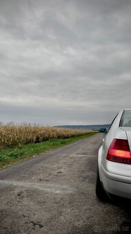 VW Bora 1.6 Benzín 2002 - TOP STAV - 4