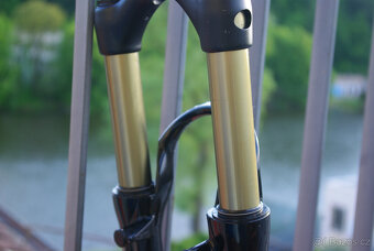vidlice Manitou Black Super Air, FluidFlow, 26" - 4