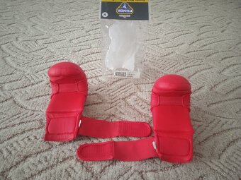 Rukavice na karate M - 4