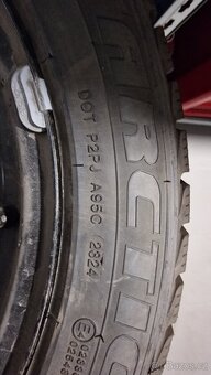 Sada zimních kol Kia Ceed / Hyundai I30 205/55R16- nové - 4