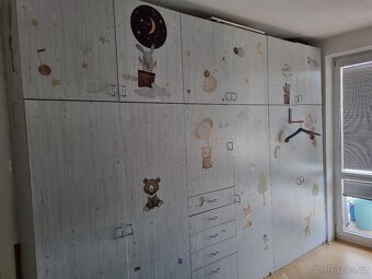 Šatní skříně - 4