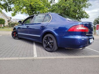 ŠKODA Superb 3.6 V6 191kW - 4