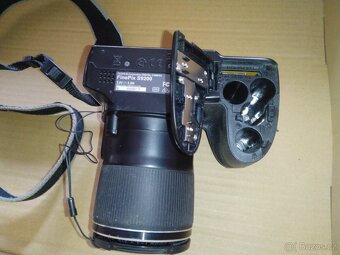Finepix s9200 ultrazoom 50xzoom - 4
