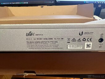 Ubiquiti UniFi Switch 24 - 4