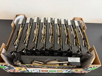 10x RX 470 8GB – funkční (bez ventilátorů, bez video výstupů - 4