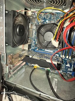 Počítač s monitorem i7,gtx750ti - 4