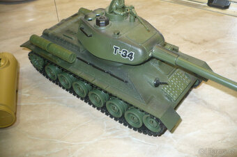 RC tank IS-2  T 34 - 4