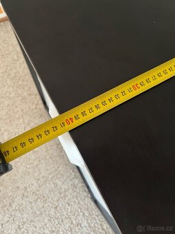 Noční stolek z Ikei Askvoll - 4