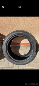 Pneu Hankook 215/45 R16 - 4