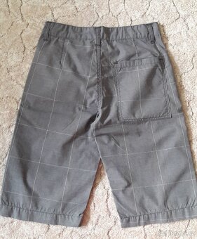 Chlapecké kraťasy zn. C&A vel. 140 - 4