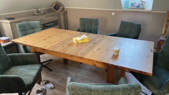 Jídelní stůl - 4