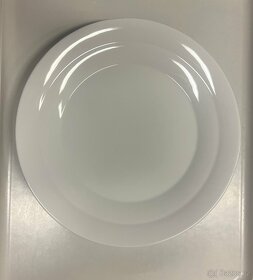 Bílé porcelánové talíře - 4