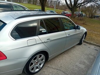 BMW - 4