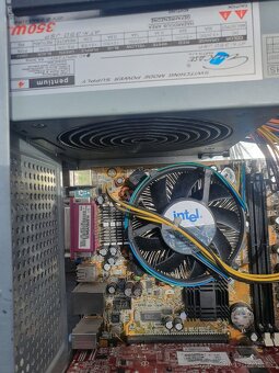 2 x Pc + monitor - 4