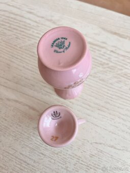 Prodám porcelánový talířek a vázičky z růžového porcelánu - 4