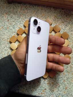 iPhone 14 128gb Fialový - 4