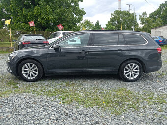 Volkswagen Passat, 110kw,APP,NAVI,r.2017,automat - 4