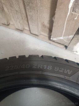 Zimní pneumatiky Kumho WinterCraft WP52 225/40/18 92W - 4
