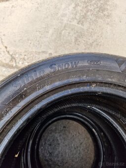 Pneu 215/60/17 - 4