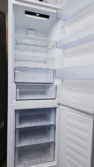 Lednice s mrazákem INDESIT - NO FROST, kombinovaná, - 4