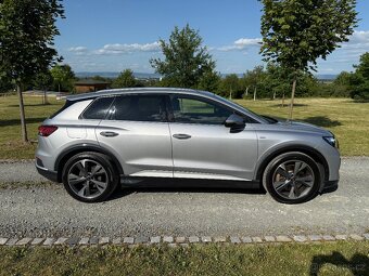 Audi Q4 e-tron 40 S-line – elektro, tažné, 2022, SoH 93% - 4