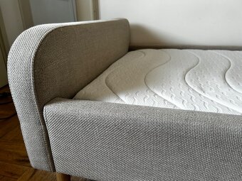 Prodám postel 103 x 216cm. - 4